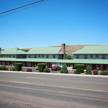 Rugged Country Lodge Pendleton Extérieur photo