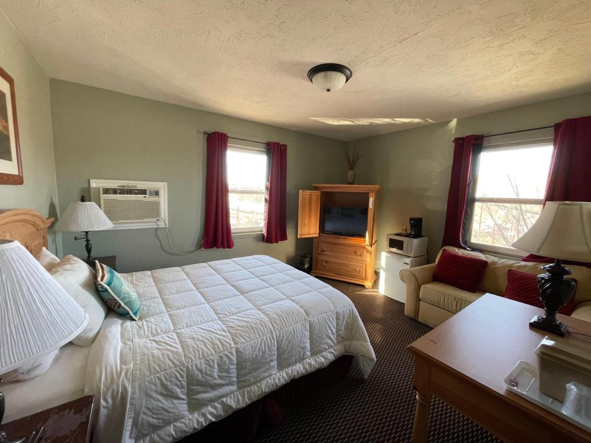 Rugged Country Lodge Pendleton Extérieur photo