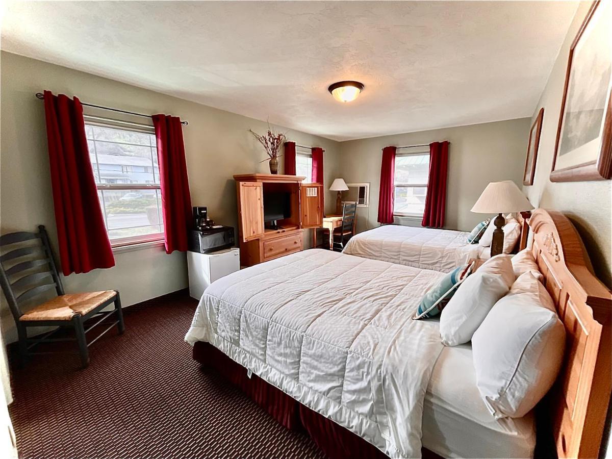 Rugged Country Lodge Pendleton Extérieur photo