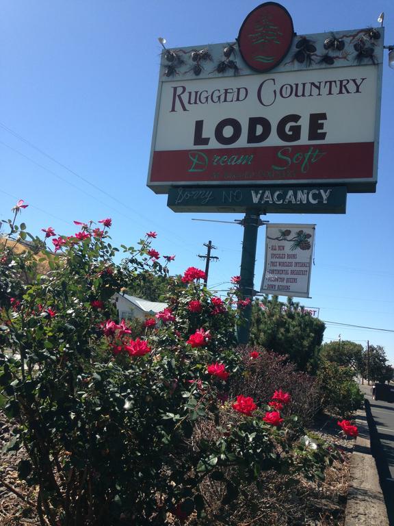 Rugged Country Lodge Pendleton Extérieur photo