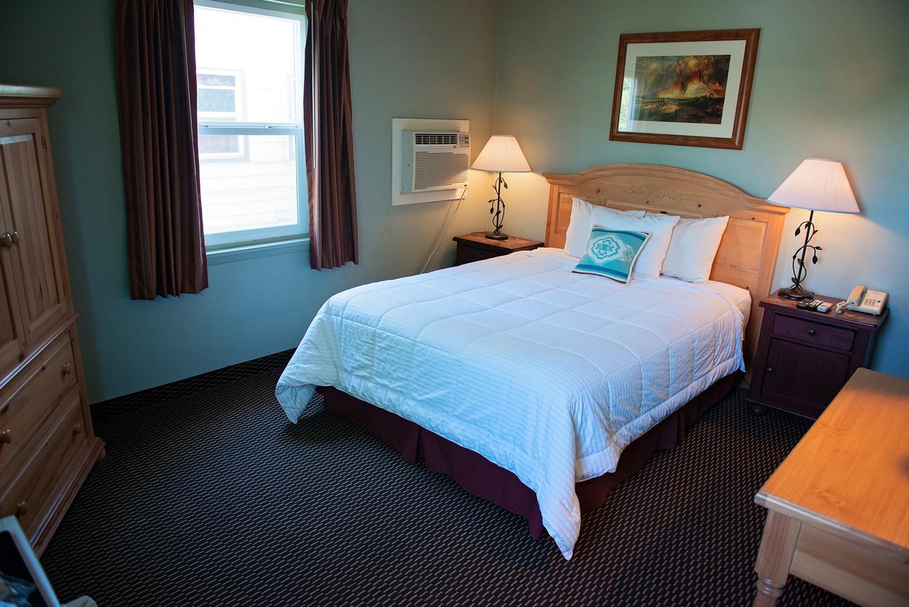 Rugged Country Lodge Pendleton Extérieur photo